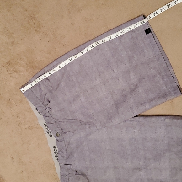 ADIDAS men's size 38 clima-lite Flat front shorts, golf shorts. - Picture 7 of 8